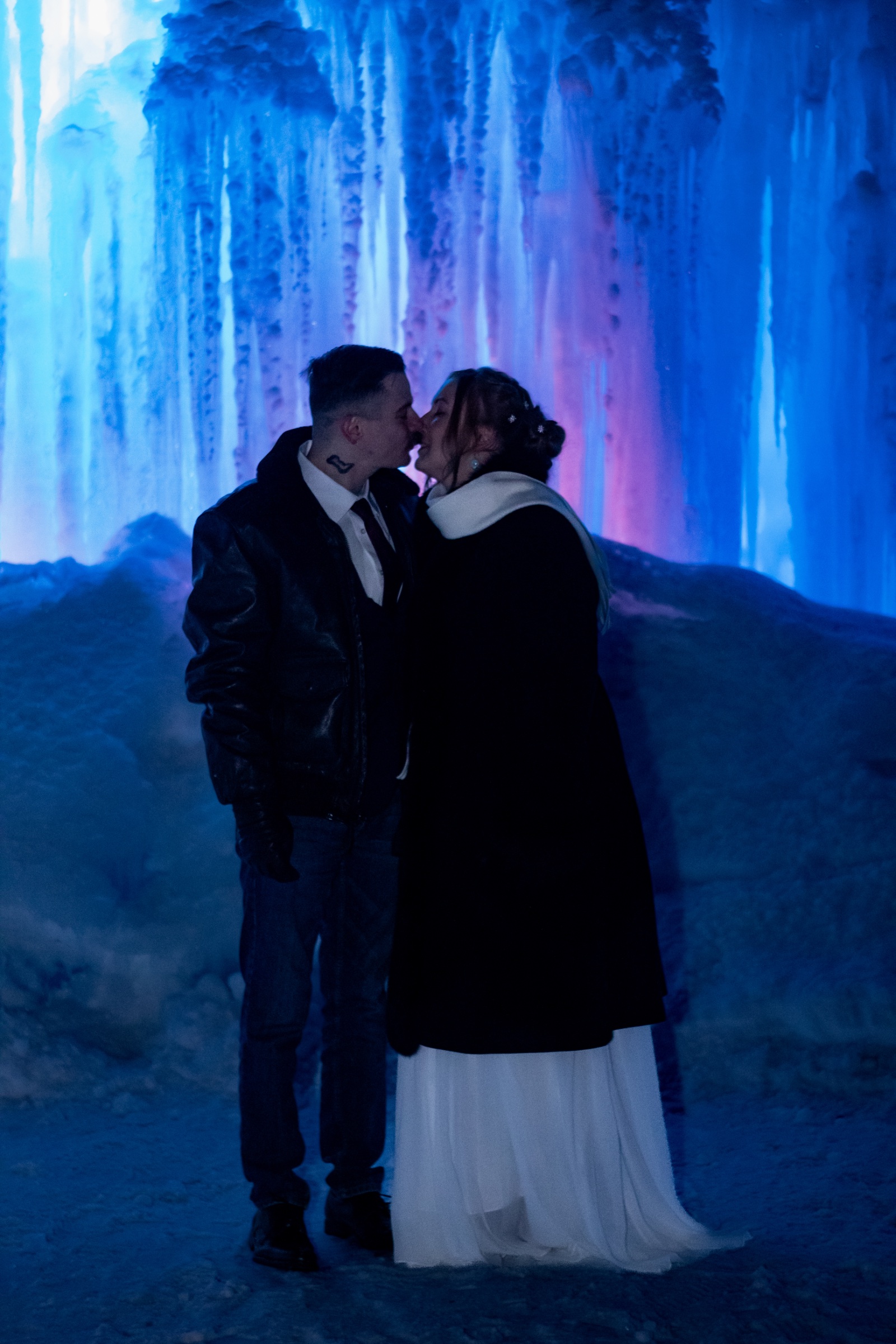 Ice Castle Bride & Groom wedding photo