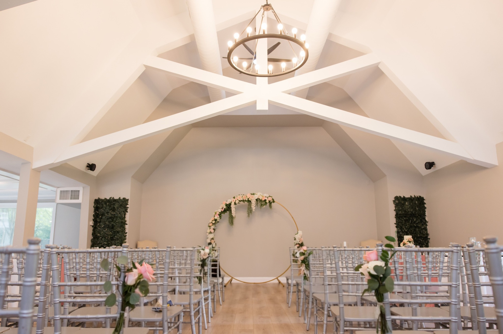 Affordable Hidden Gem in Tomball, TX wedding photo